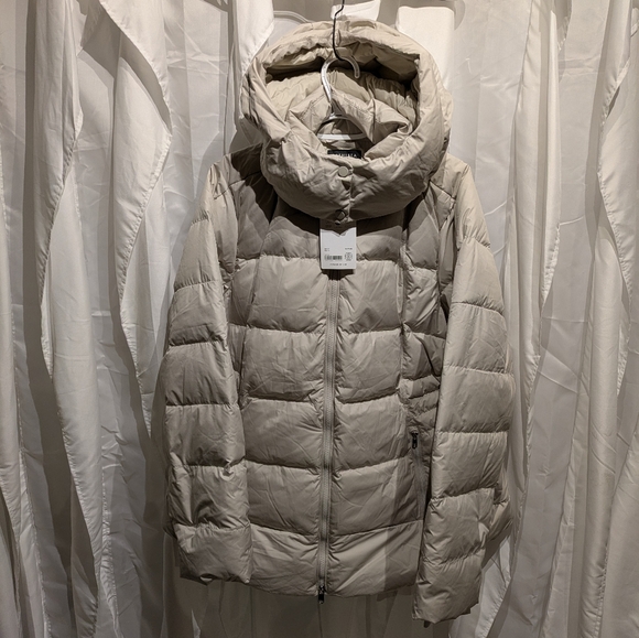 Athleta Jackets & Blazers - C4 Athleta Downtown Jacket - 800-Fill Down Puffer - Pearl- Size 2X NWT